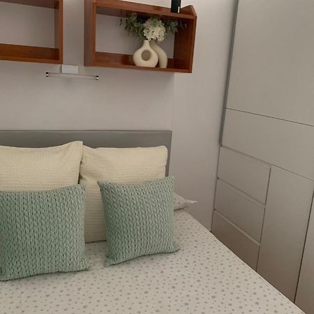 Apartaestudio Villanueva Del Trabuco Exteriör bild