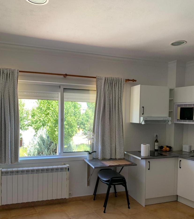 Apartaestudio Villanueva Del Trabuco Exteriör bild